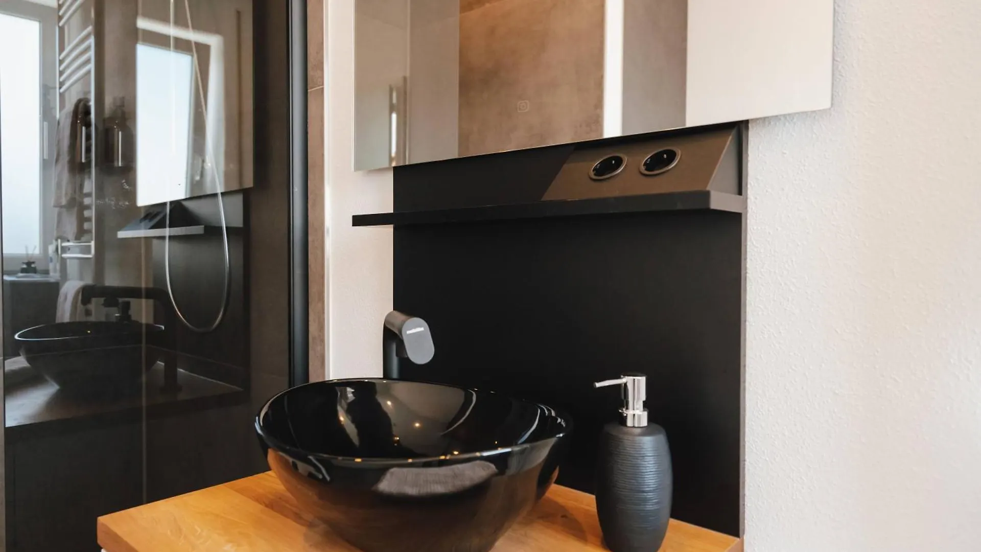 Neu I Stilvoll I Boxspring I Smart Tv I Zentral Διαμέρισμα Aψβούργη